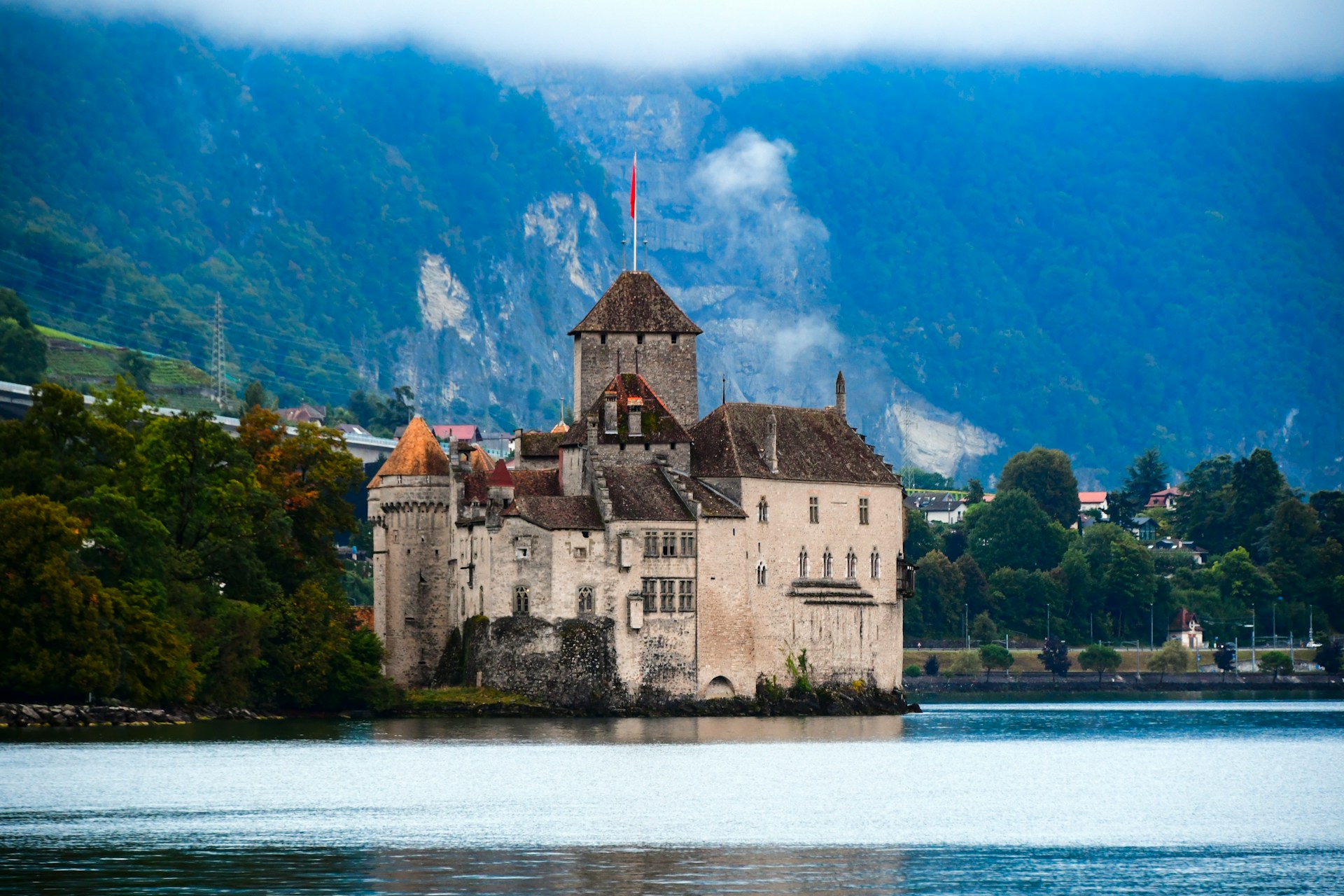 Montreux lakeside promenade and Château de Chillon